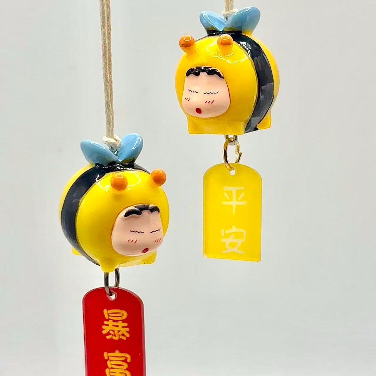 Crayon Shin-chan Bee Cosplay F - Tech Car Accessories recension och pris